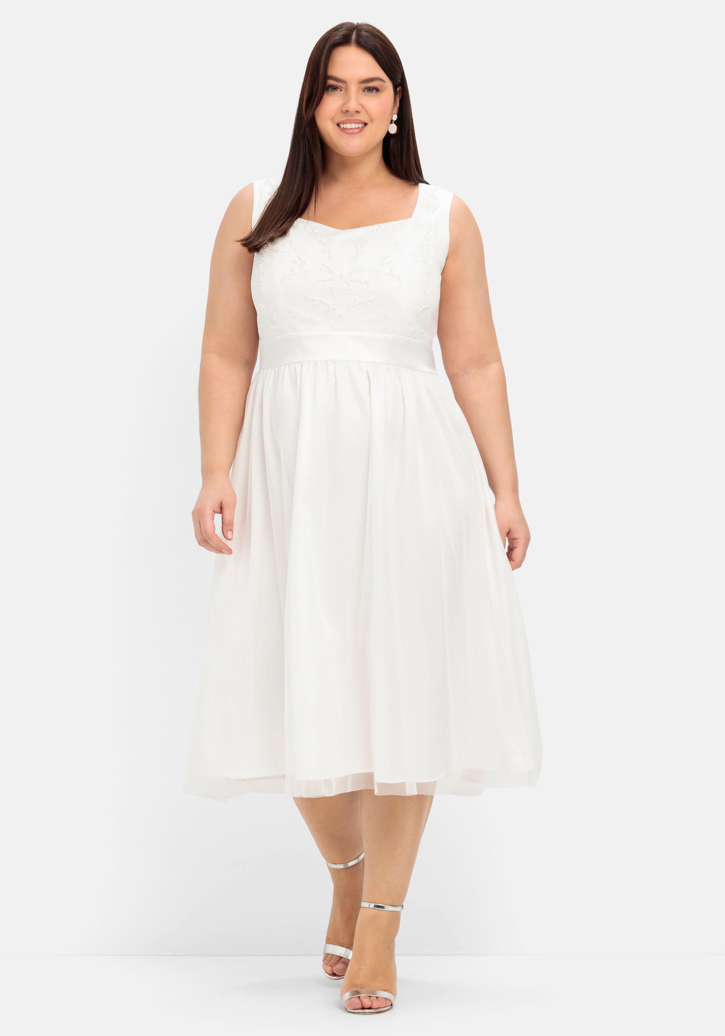 große Mode ♥ 48 Größen weiß Size Kleider Größe Plus › | sheego