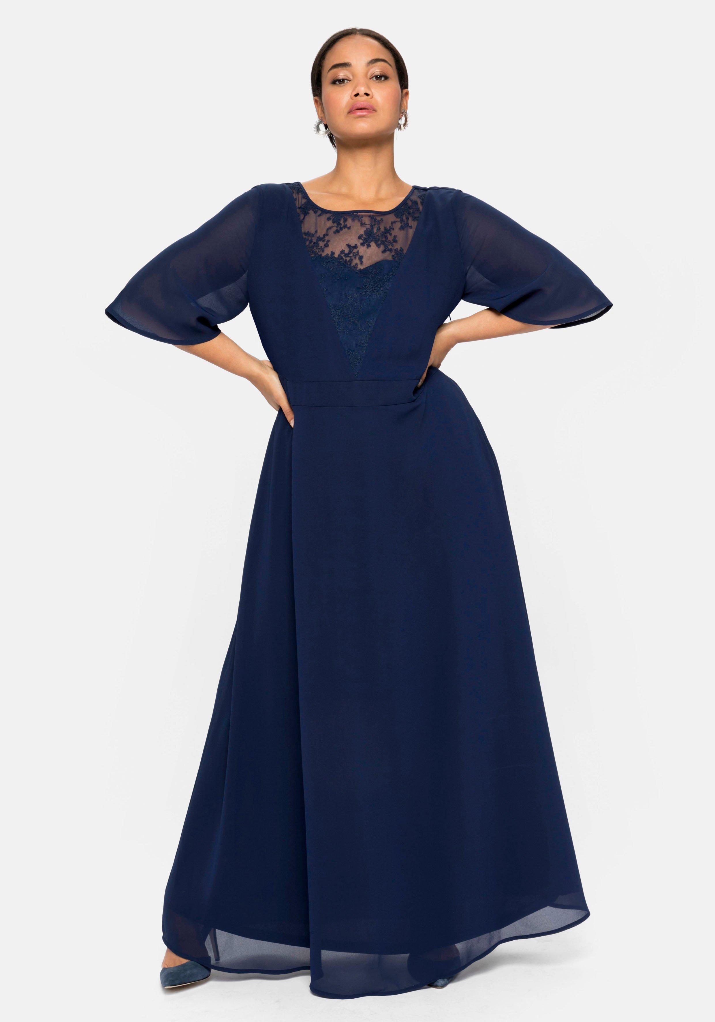 sheego Abendkleid aus Chiffon, mit Spitzen-Einsatz - marine sheego