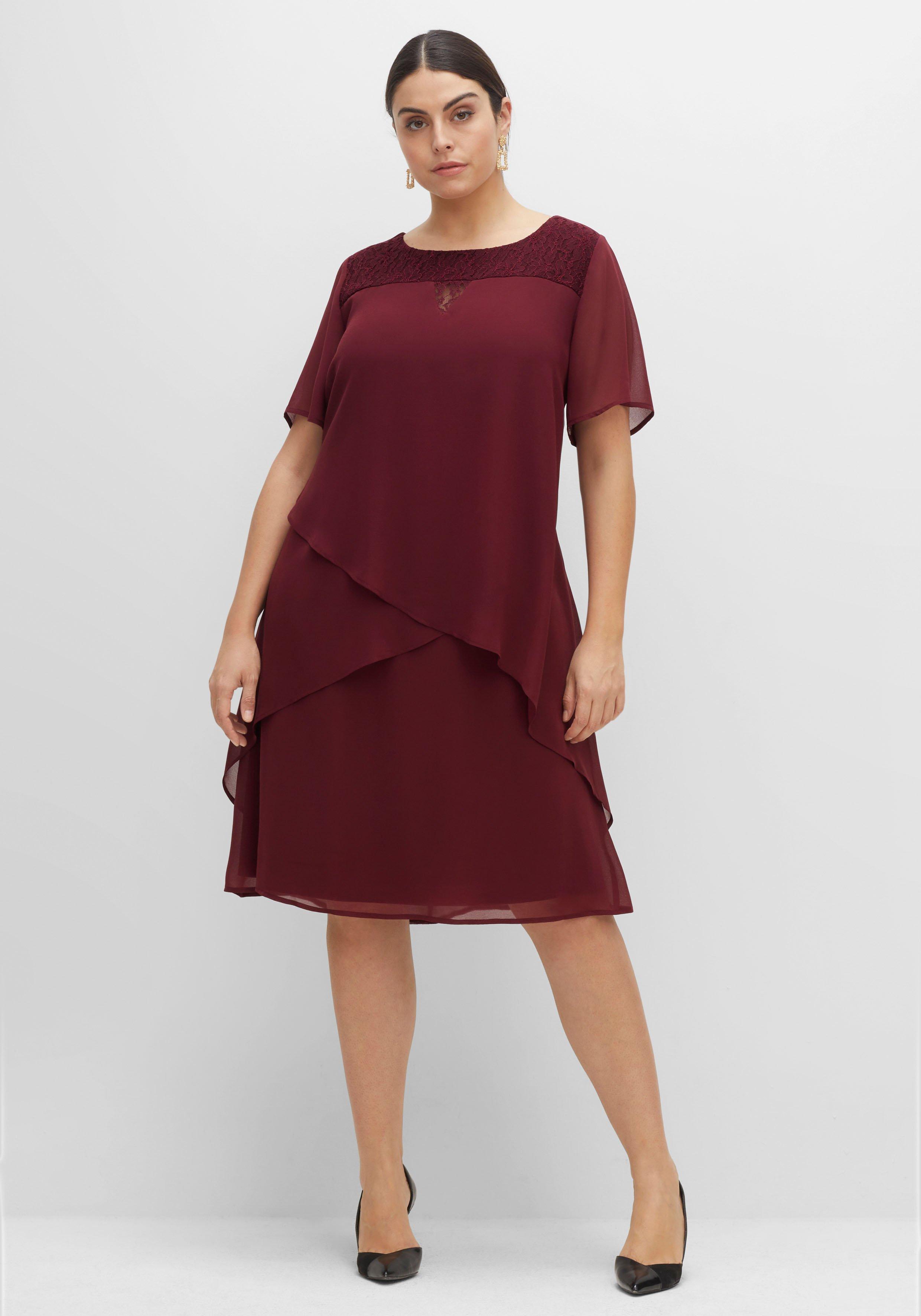 sheego Cocktailkleid mit Spitzen-Einsatz, aus Chiffon - weinrot sheego