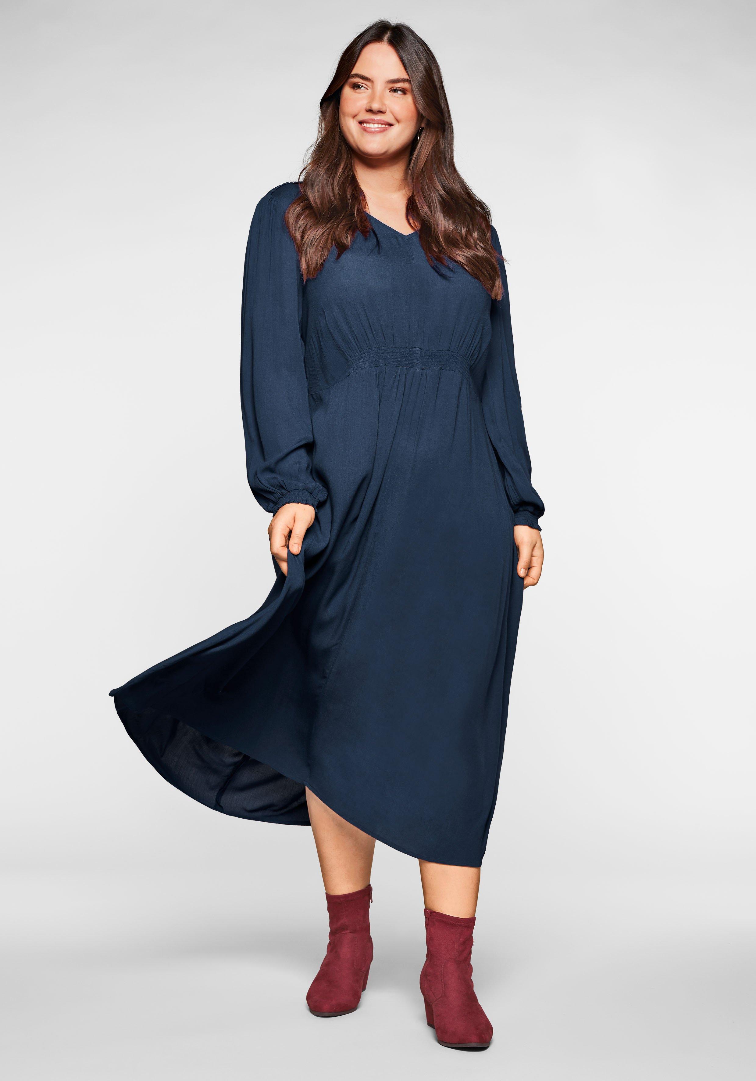 Kleid in Smok-Einsätzen sheego - | mit nachtblau Crêpe-Qualität