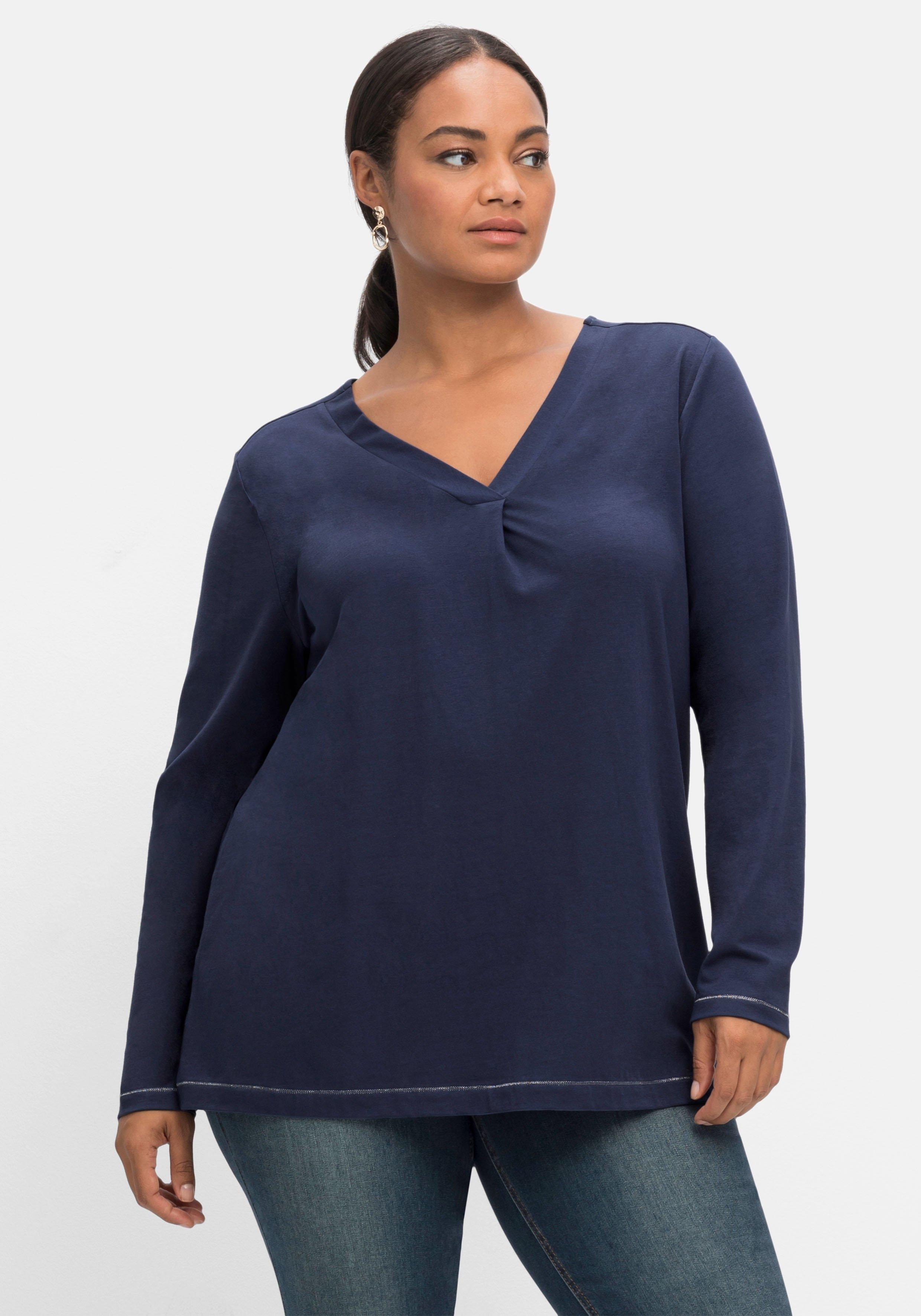 sheego Langarmshirt in A-Linie, mit Falte vorn und Effektgarn - marine sheego