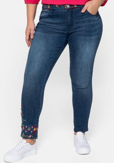 Schmale Jeans mit Stickereien - blue Denim - 40