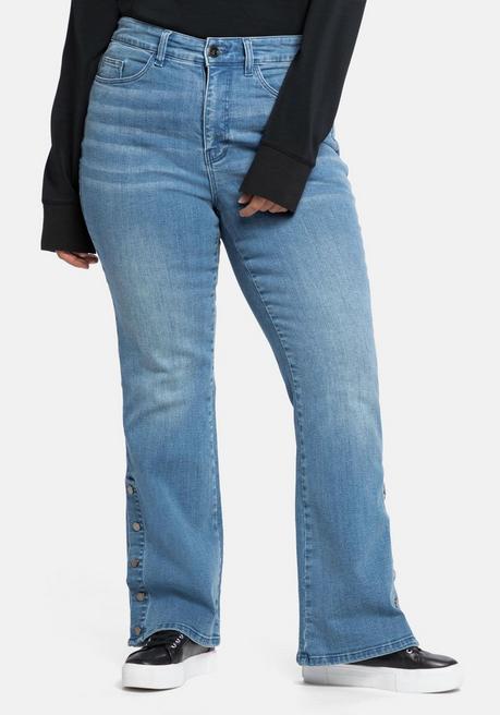 Bootcut-Jeans mit Zierknopfleiste am Saum - light blue Denim - 40