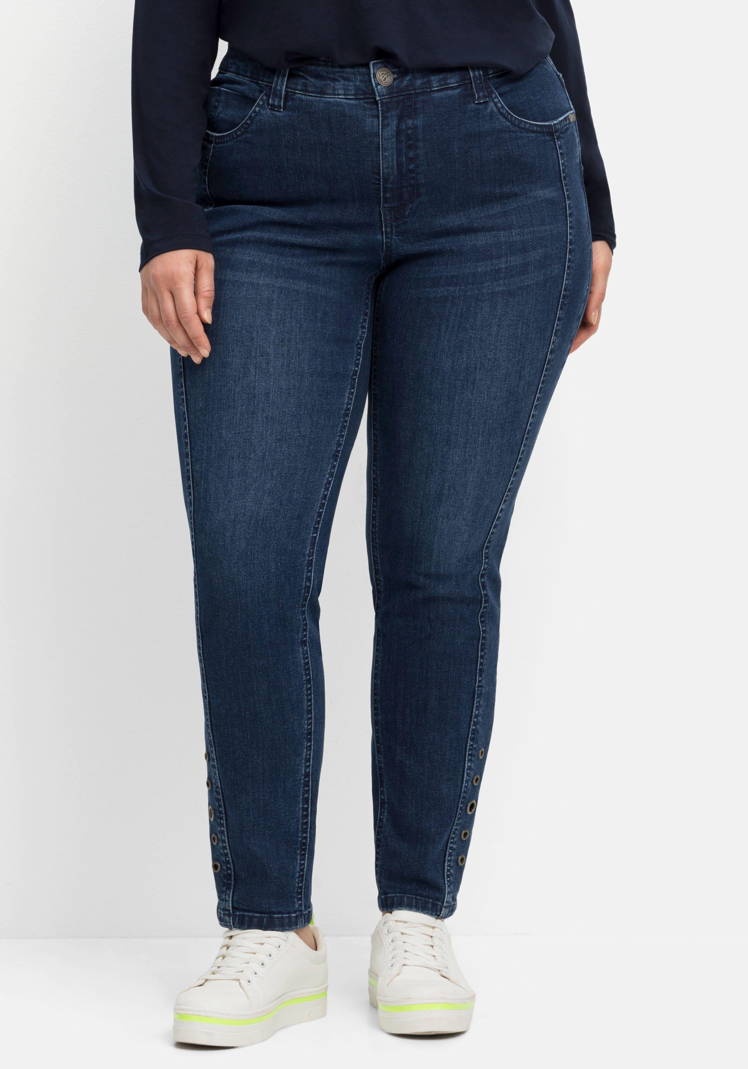 sheego Schmale Jeans mit Zierösen, in Five-Pocket-Form - dark blue Denim sheego