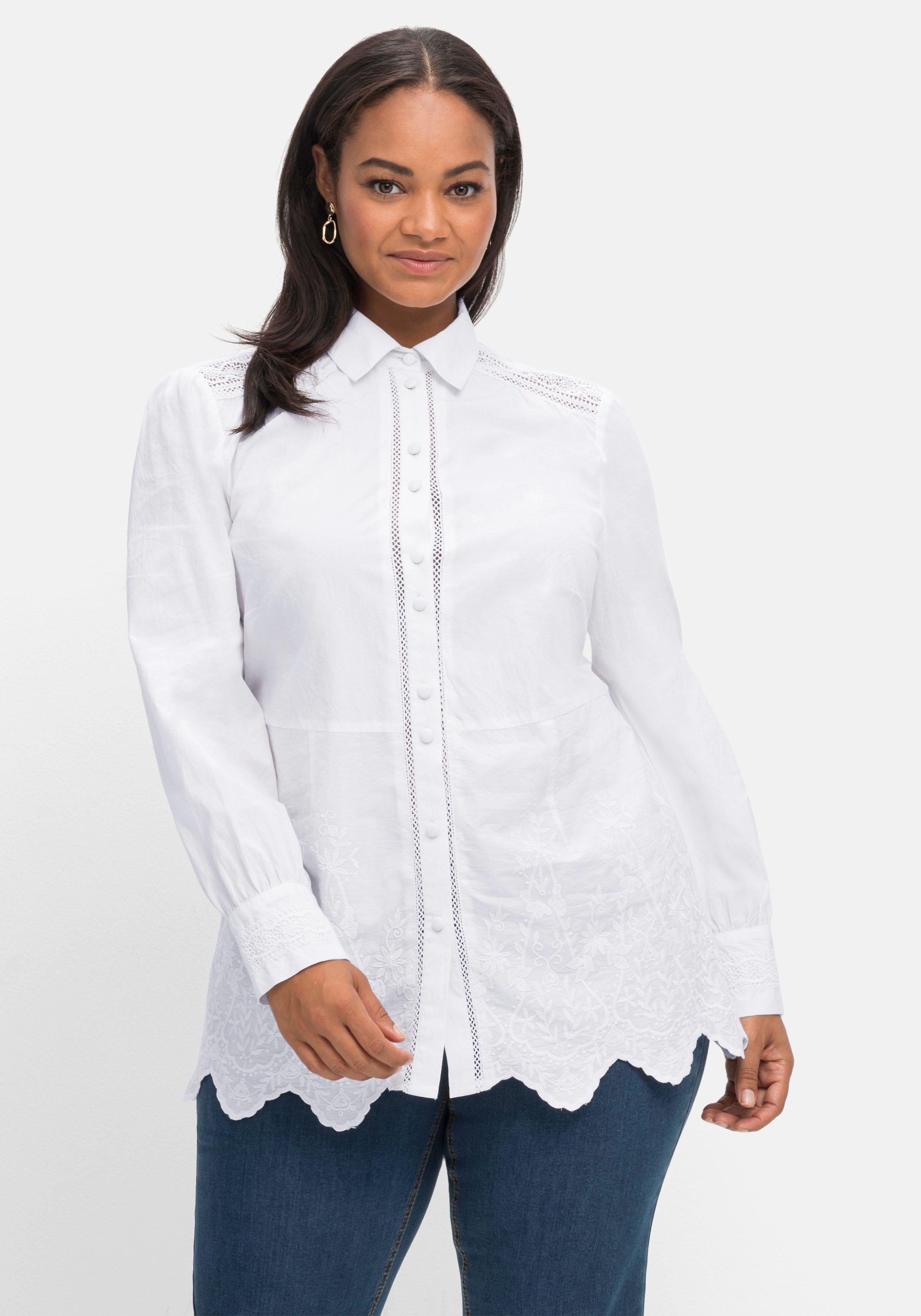 Bluse mit floralen Stickereien und Wellensaumkante - weiß | sheego