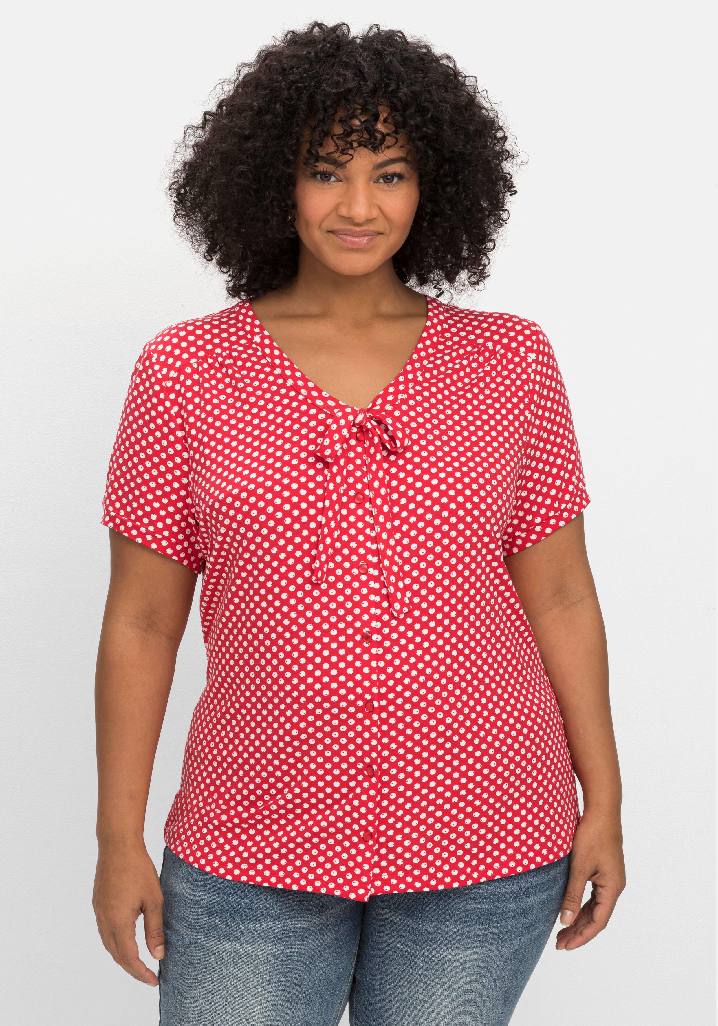 Bindeband am - sheego und Shirt Ausschnitt rot | mit Pünktchen gemustert