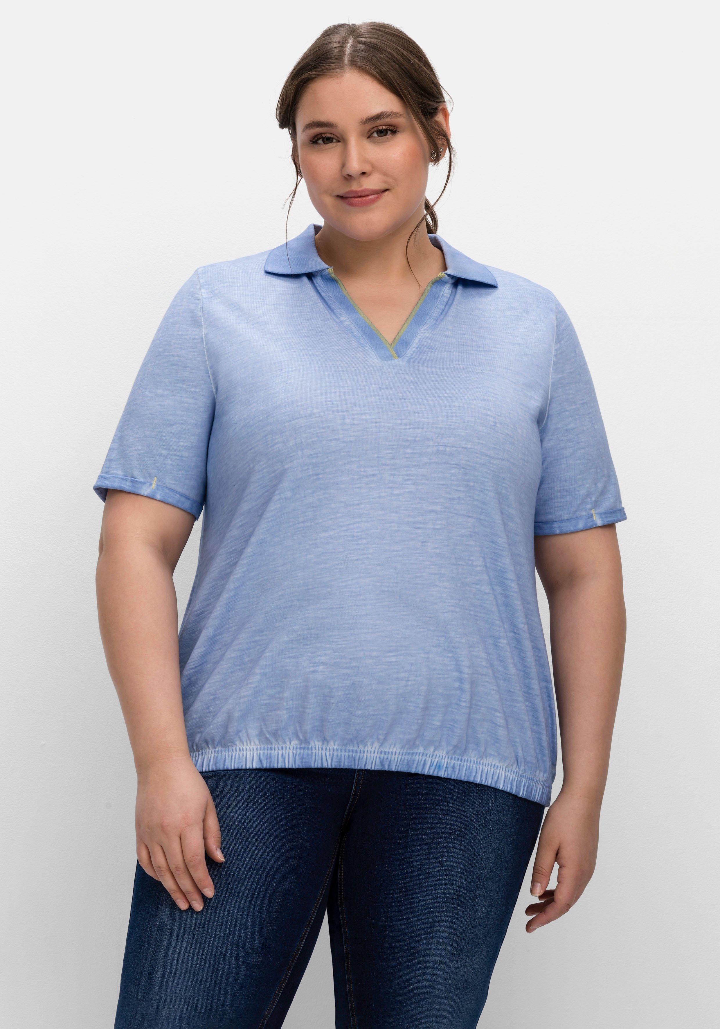 sheego Shirt mit Polokragen, im Used-Look - mittelblau sheego