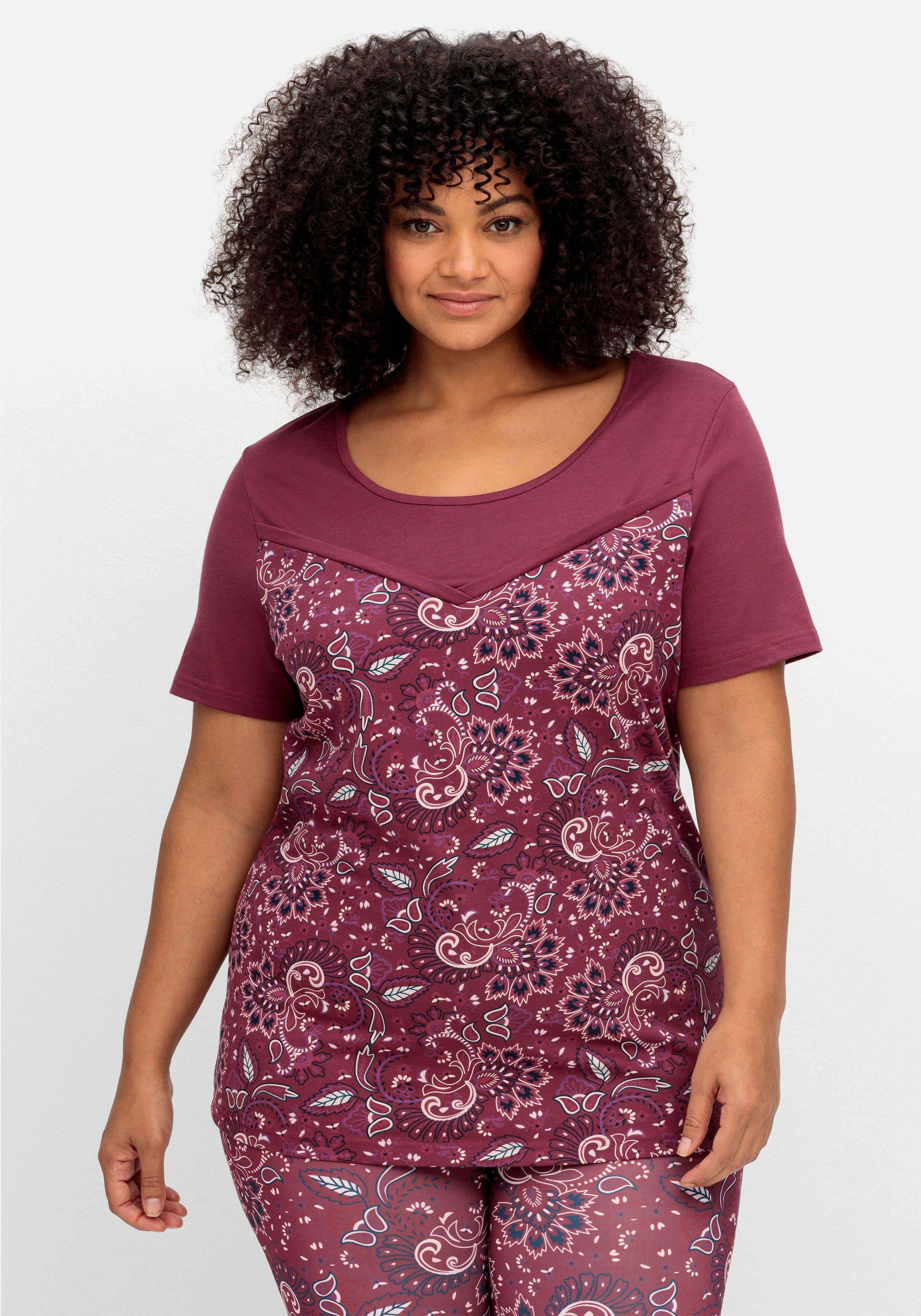 sheego by Joe Browns Kurzarmshirt aus Single-Jersey, mit Paisleymuster - weinrot gemustert sheego