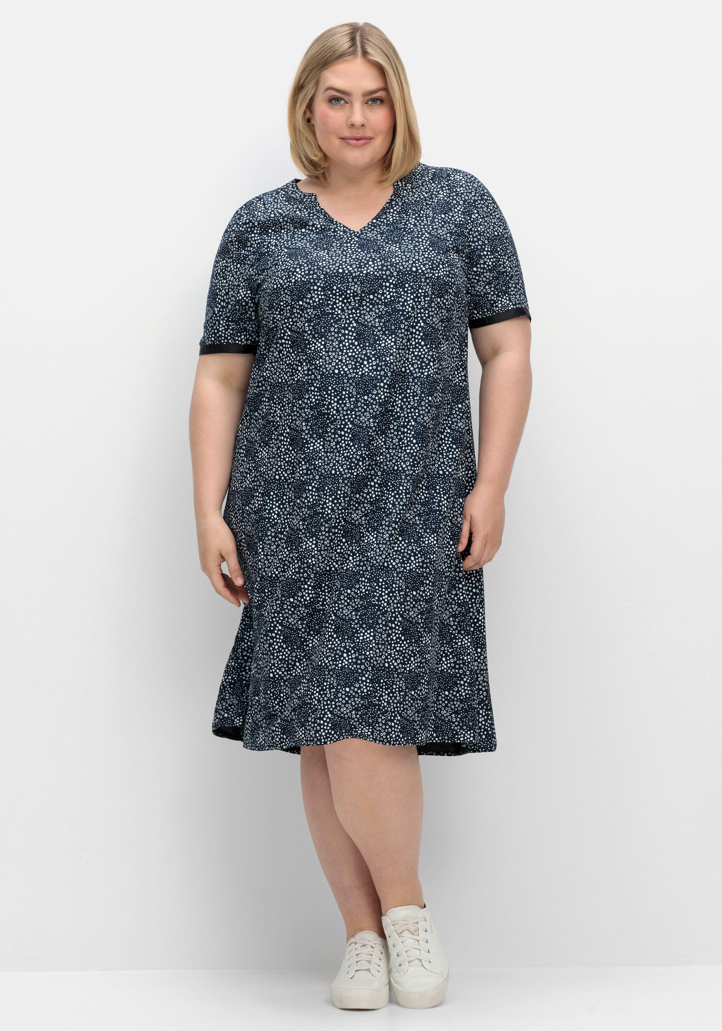 Kleid in leichter A-Linie, mit Punkte-Alloverprint - nachtblau gemustert |  sheego