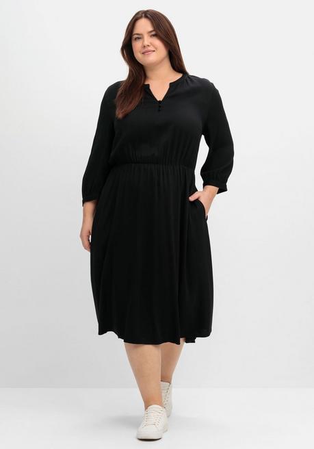 Tailliertes Kleid mit Taschen, in Strukturqualität - schwarz - 40