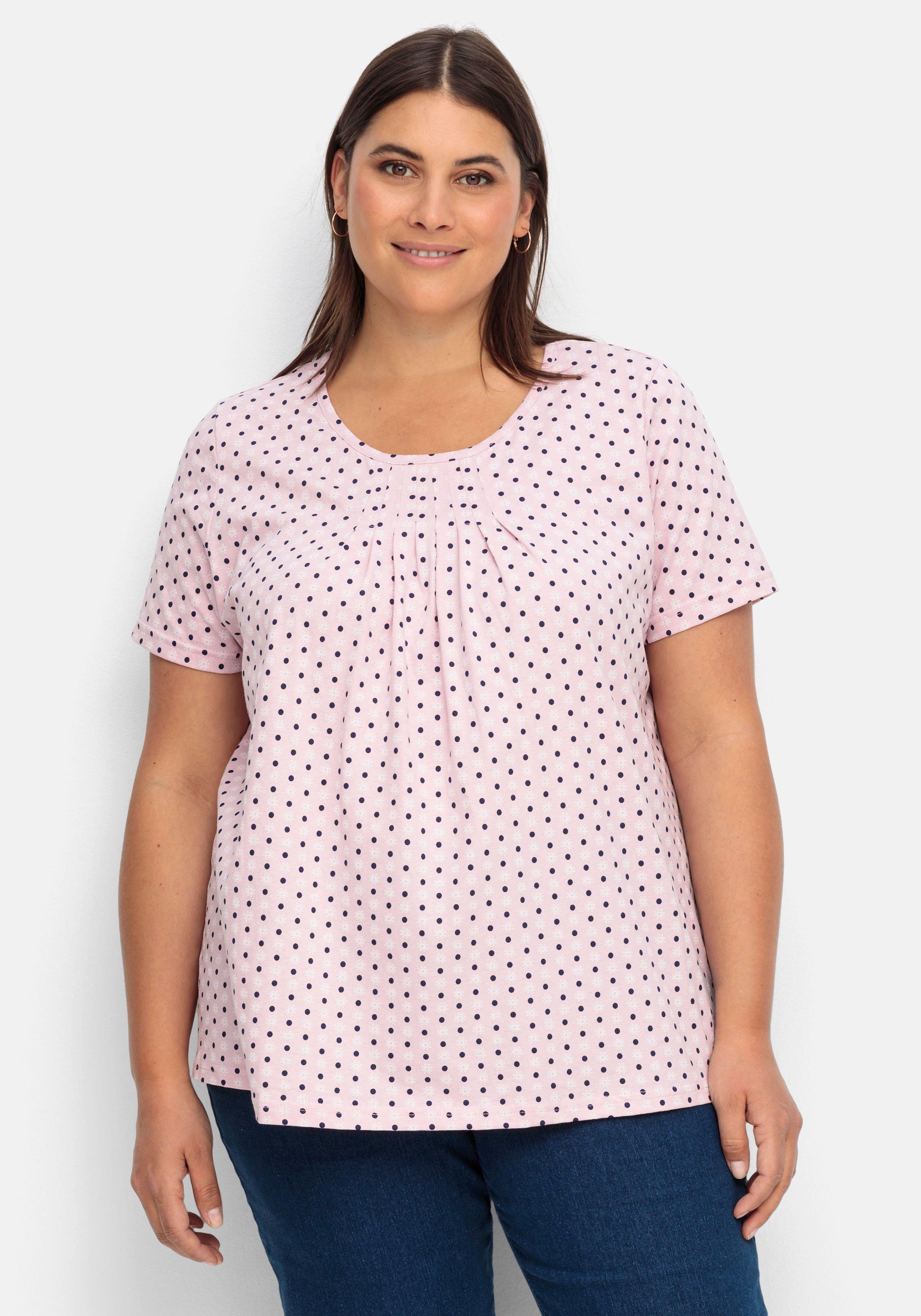 sheego Shirt mit Falten am Ausschnitt und Minimalprint - rosa bedruckt sheego