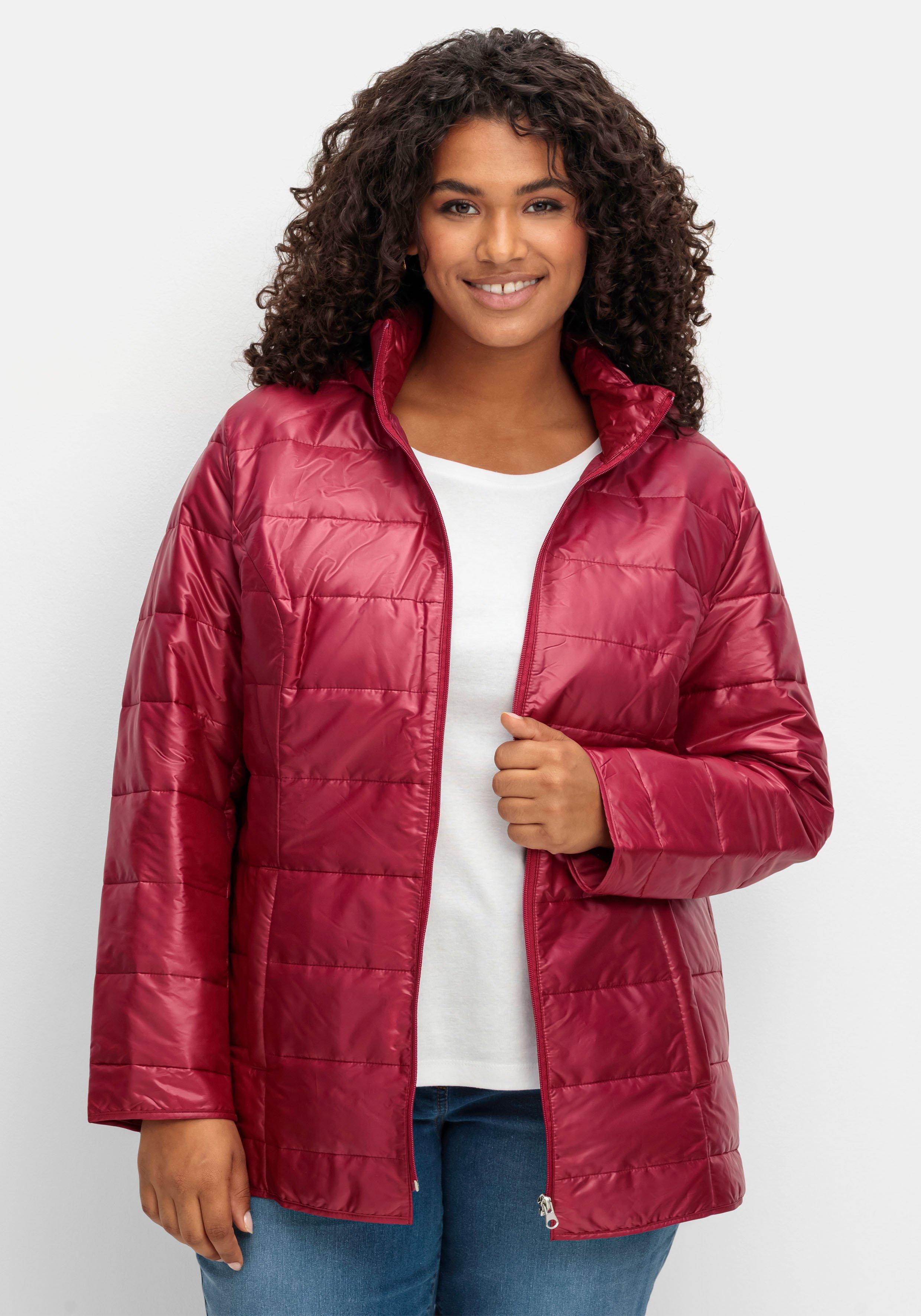 sheego Leicht wattierte Steppjacke mit Kapuze - bordeaux sheego