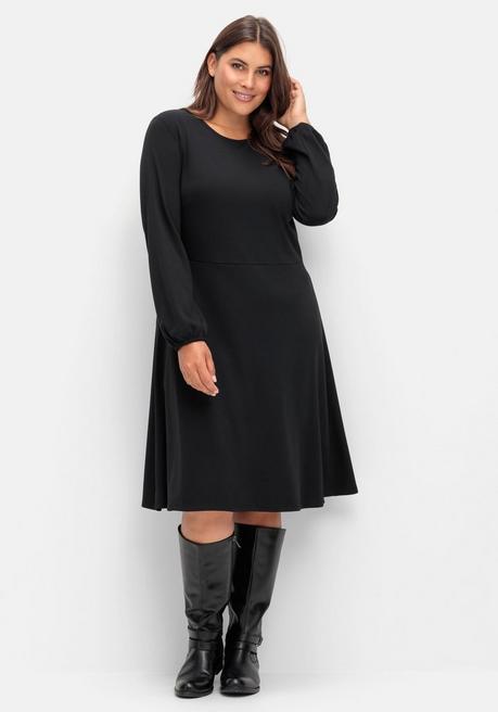 Kleid aus Interlock, mit ausgestelltem Rock - schwarz - 40