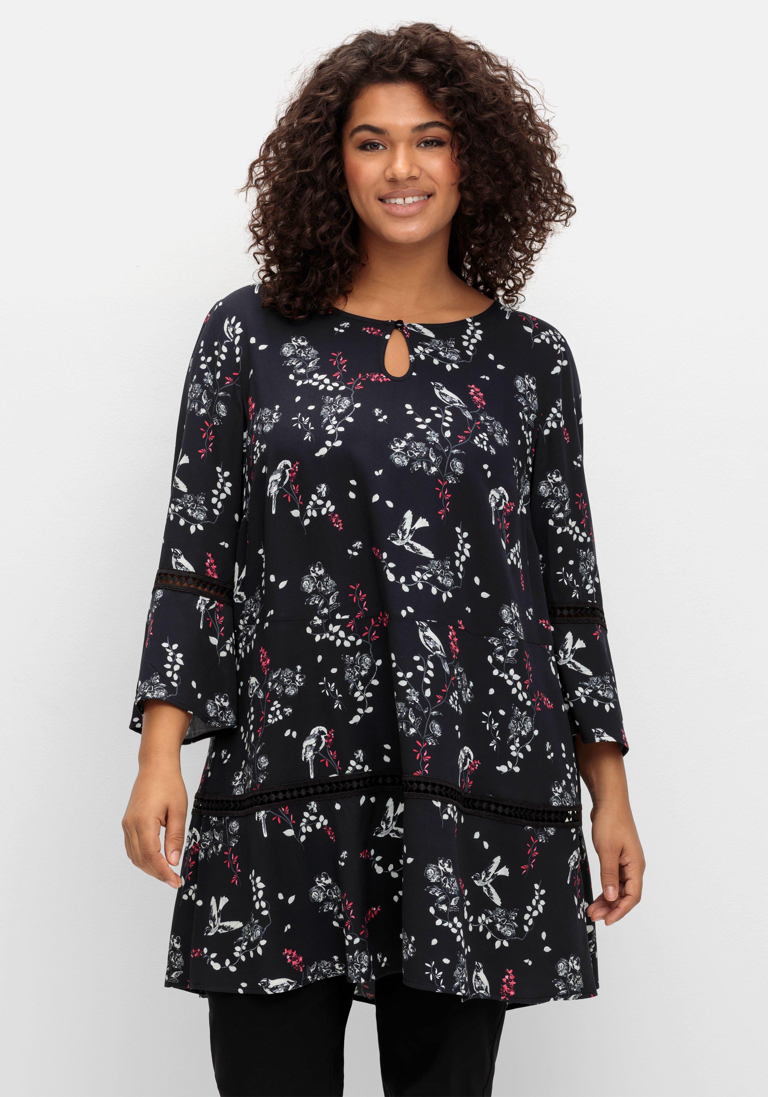 sheego Longtunika mit floralem Print und Lochmusterdetails - schwarz-weiß gemustert sheego