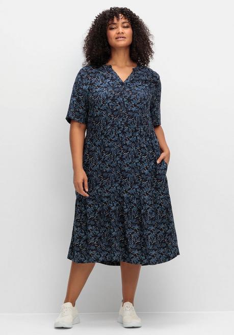 Kleid in A-Linie, mit maritimem Print und Seitentaschen - tiefblau gemustert - 56