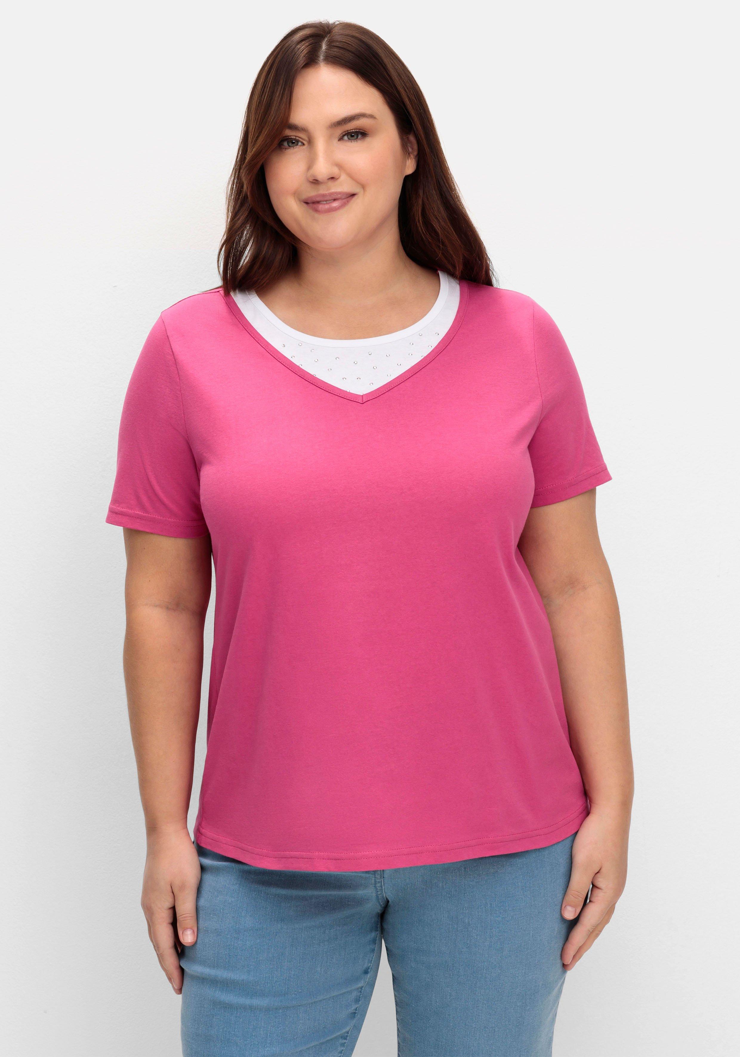 sheego Kurzarmshirt in Layeroptik mit Ziernieten - fuchsia sheego