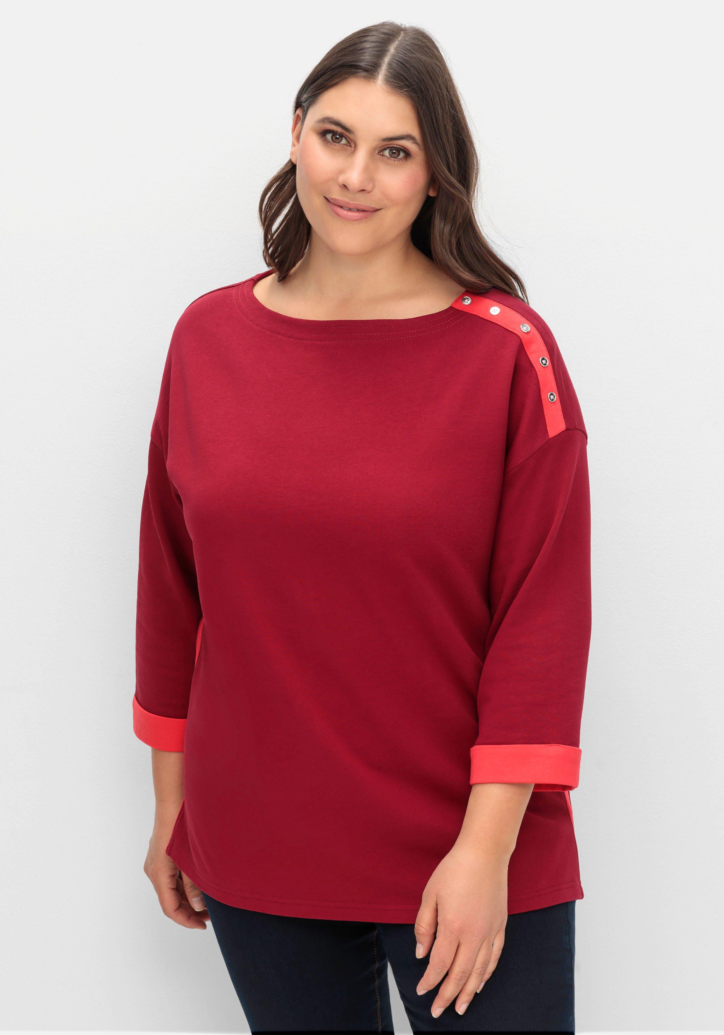 sheego Sweatshirt mit Zierknöpfen und Kontrastdetails - dunkelrot sheego