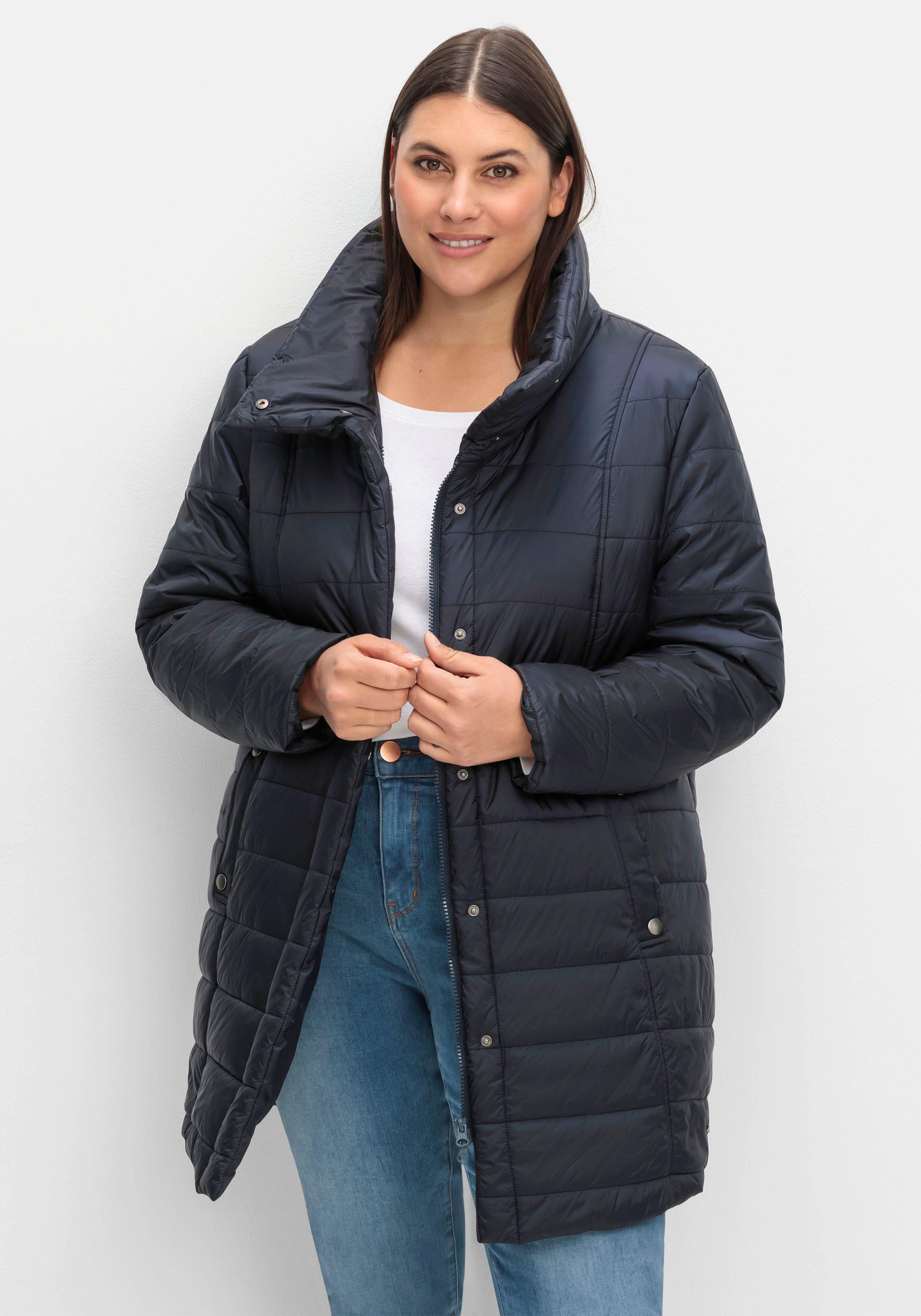 sheego Wasserabweisende Steppjacke mit hohem Stehkragen - tiefblau sheego